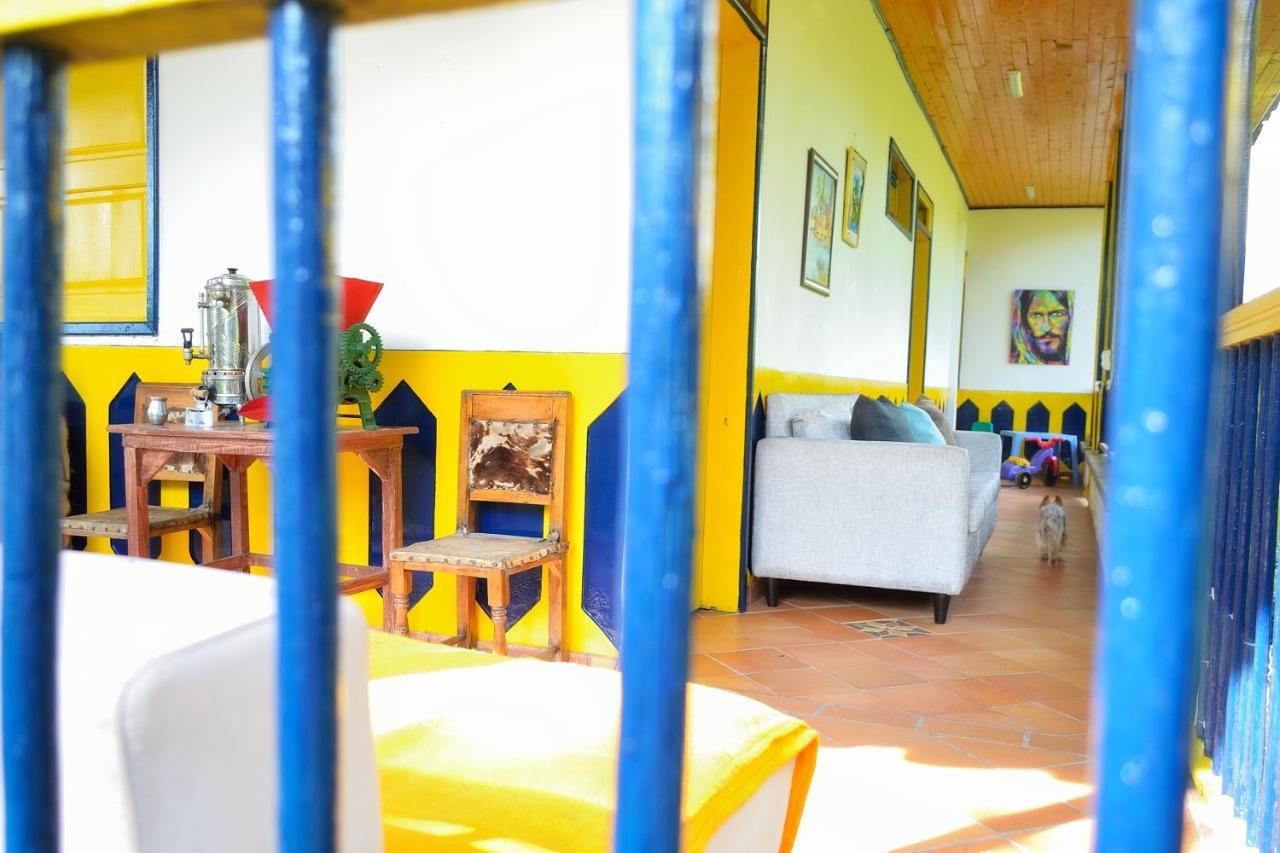Casa Finca Villa Luz A 800 Mts Del Parque Del Cafe Montenegro Bagian luar foto